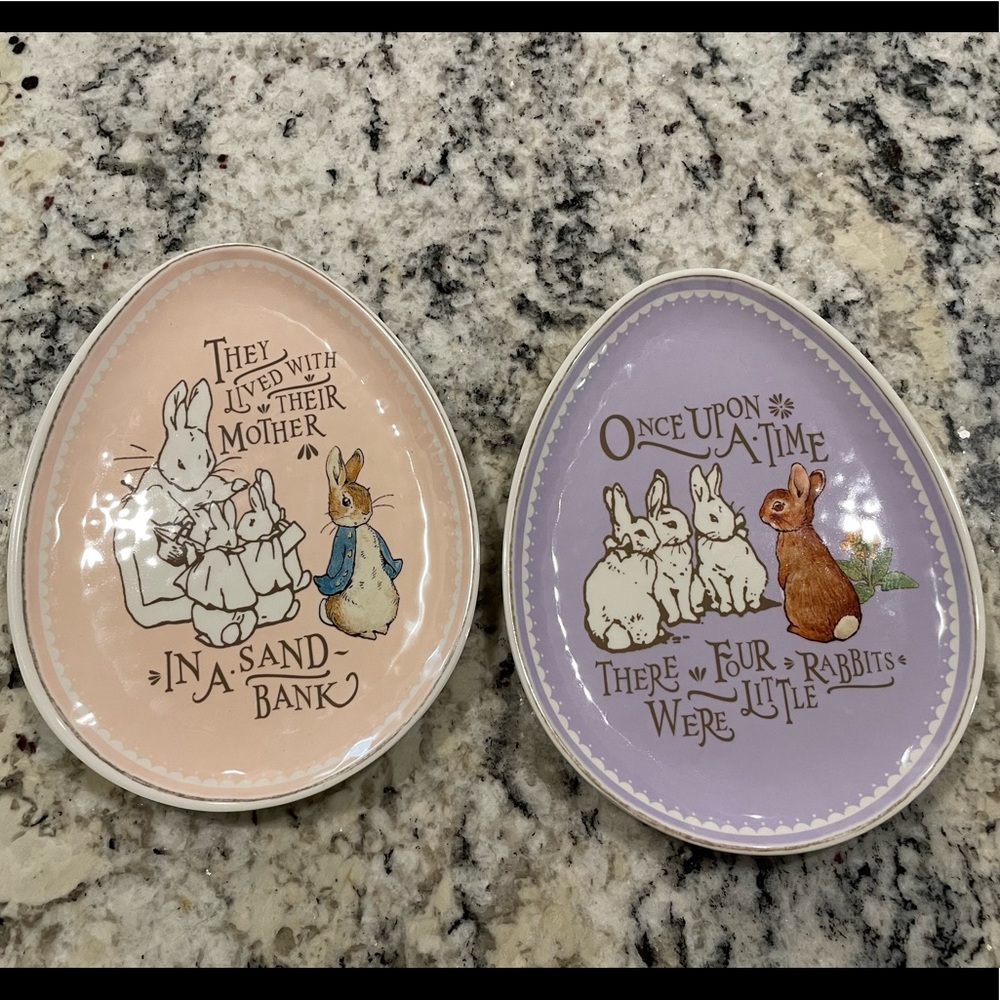Pottery Barn Kids Peter Rabbit Melamine Kids’ Easter Plates